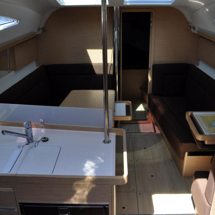 Hope E. | Elan Impression 40 photo 4