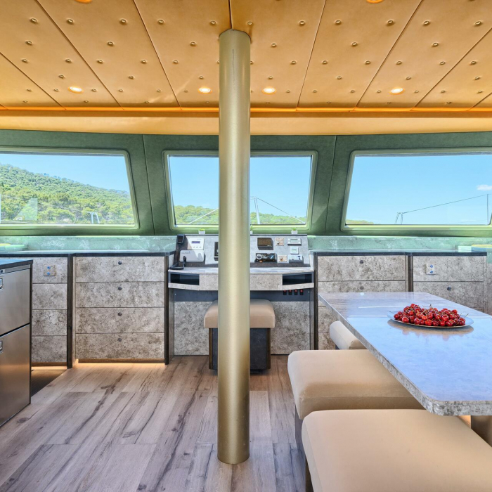 Gold | Luna 49 photo 42