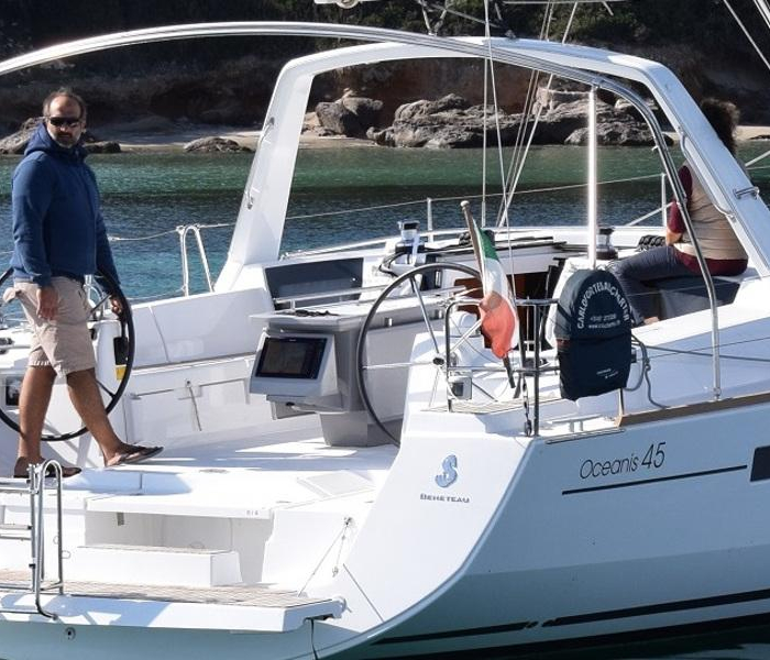 JN | Oceanis 45 photo 3