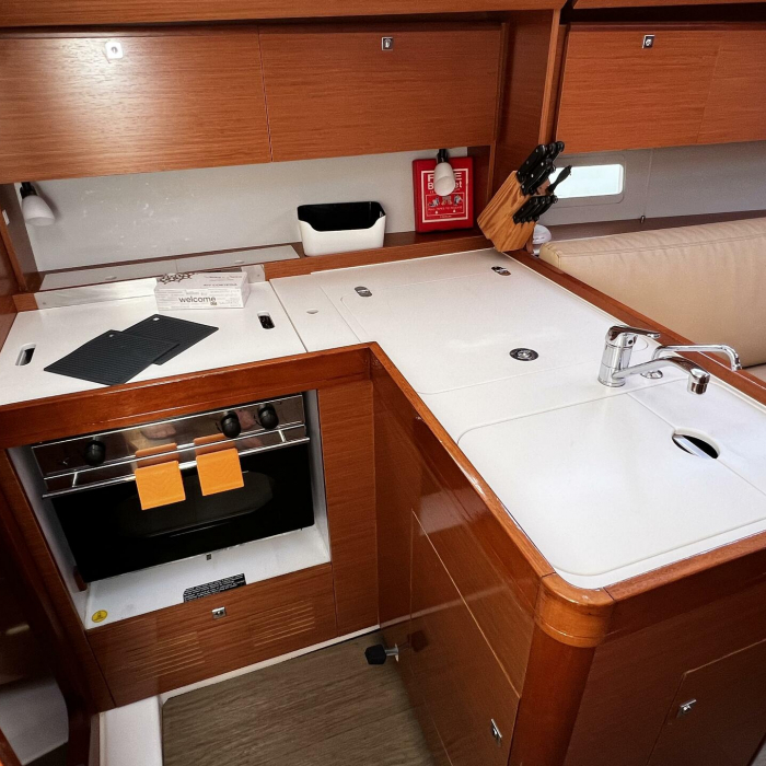 Else | Dufour 360 GL photo 23