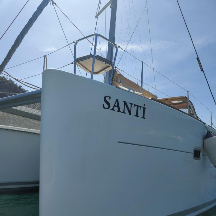 Santi | Lagoon 400 photo 9