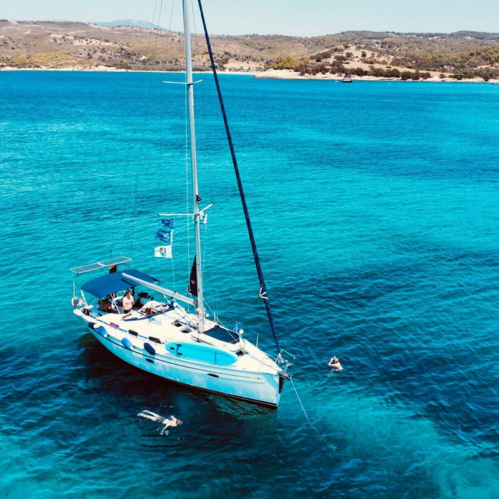 Black Pearl | Bavaria 40 photo 9