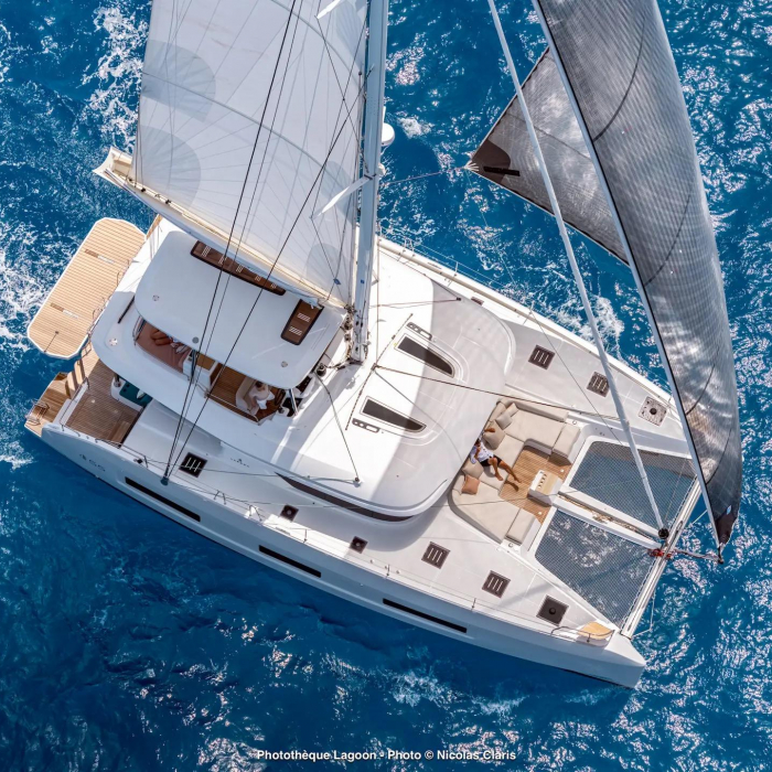 MAUI (PTP) | Lagoon 55 photo 1