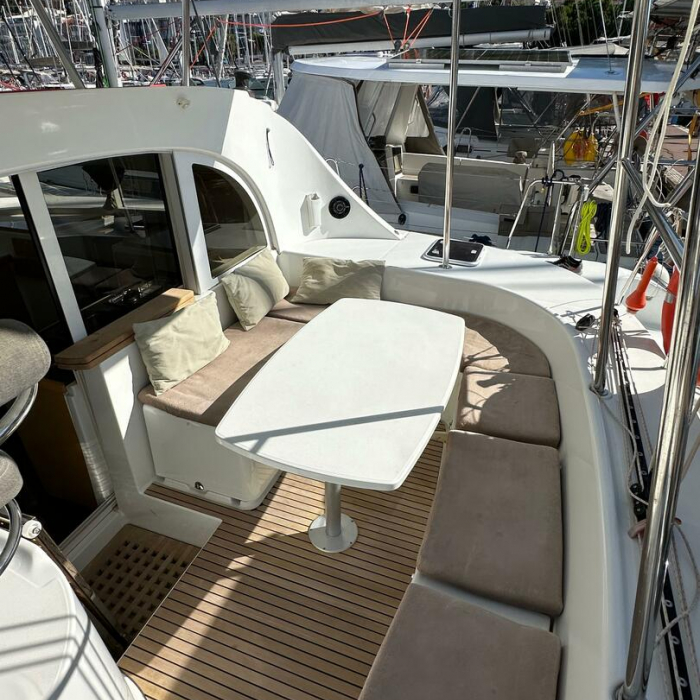 Miko | Lagoon 380 Owner photo 7