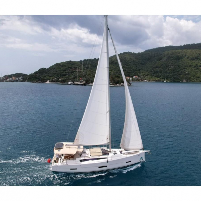 Ida 1 | Dufour 430 photo 1