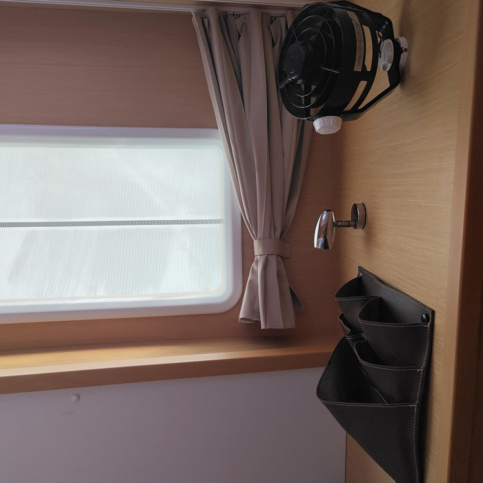 Santi | Lagoon 400 photo 10