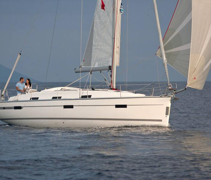 Kathy Cool | Bavaria Cruiser 36 photo 4