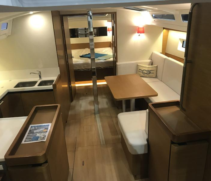 Rebelezza | Sun Odyssey 440 photo 11