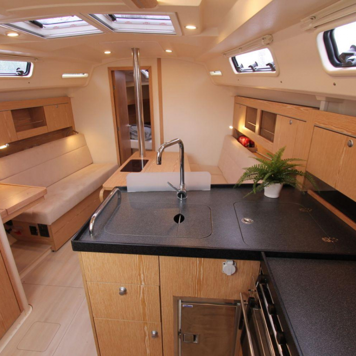 Kami | Hanse 345 photo 12