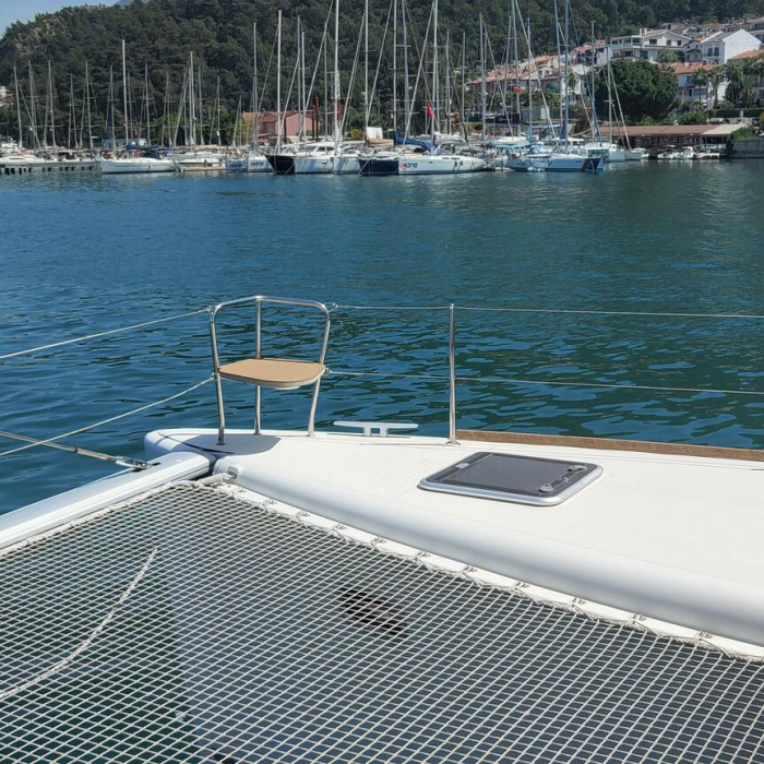 Santi | Lagoon 400 photo 35