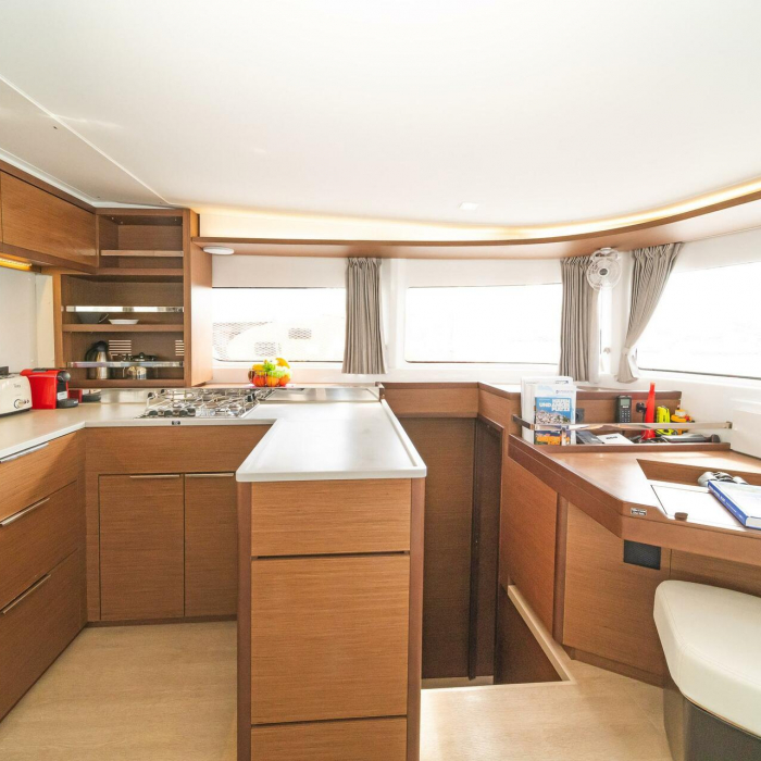 Vasiliki | Lagoon 46 A/C & GEN & WM photo 12