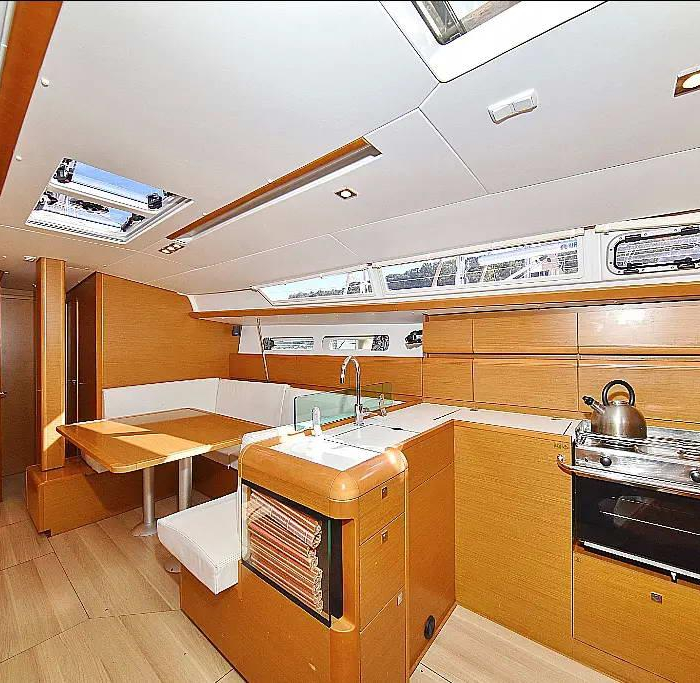 Economy | Sun Odyssey 449 photo 15