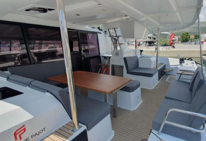 Crazy Diamond | Fountaine Pajot Astrea 42 photo 3