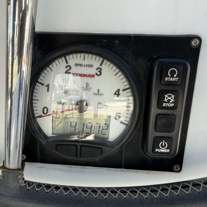 Cava | Lagoon 39 photo 2