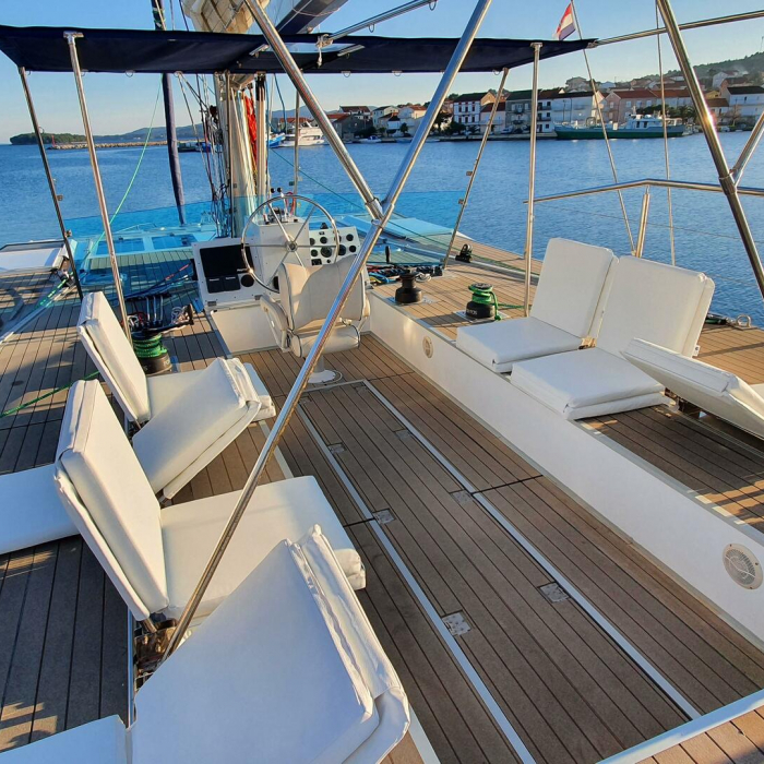 UPWIND 50 | Catamaran photo 15