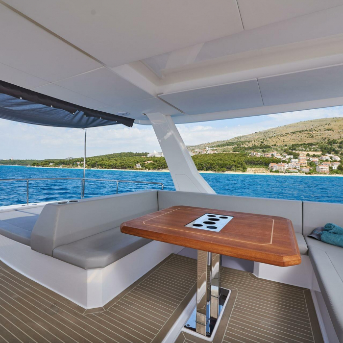 Good Vibes | Leopard 53 - OW photo 11