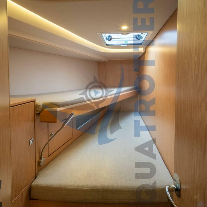 Silver III | Bavaria C45 photo 3