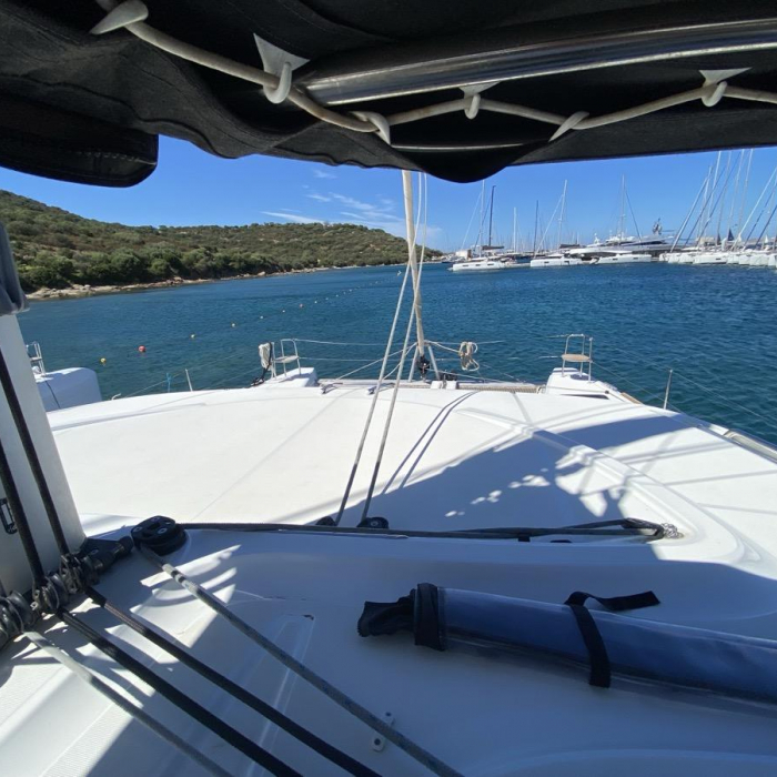 Aquila (WM, Inverter) | Lagoon 40 photo 9