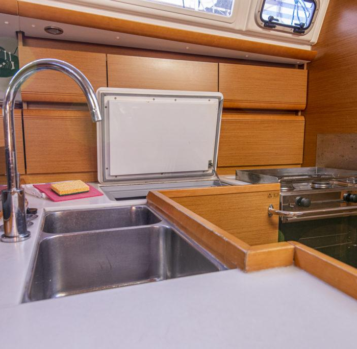 Ribelle | Sun Odyssey 439 photo 8