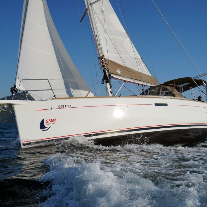 Gin Fizz | Sun Odyssey 389 photo 5