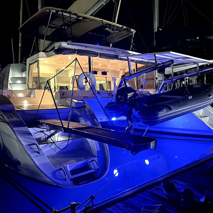 Infinity | Lagoon 500 photo 12