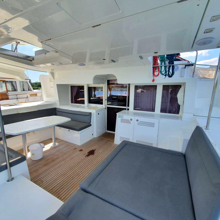 ArMarg | Lagoon 450 Fly photo 12