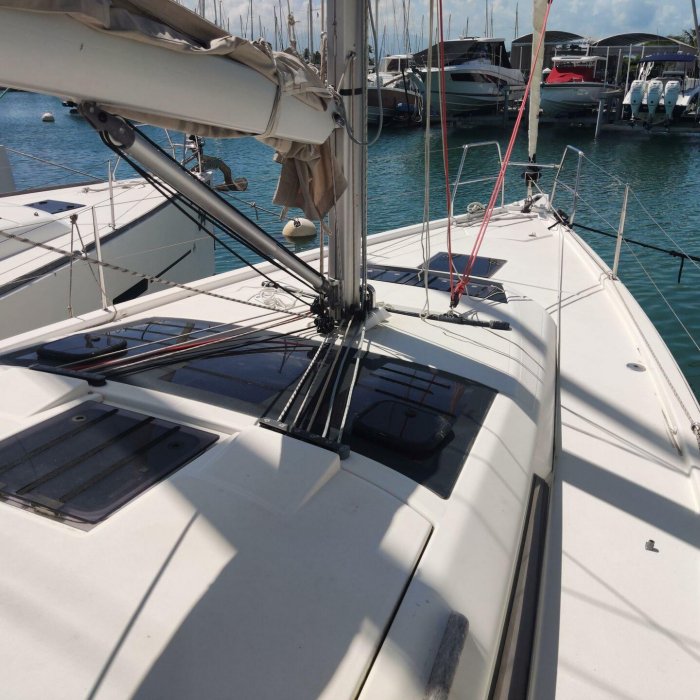 Miro | Dufour 390 GL photo 1