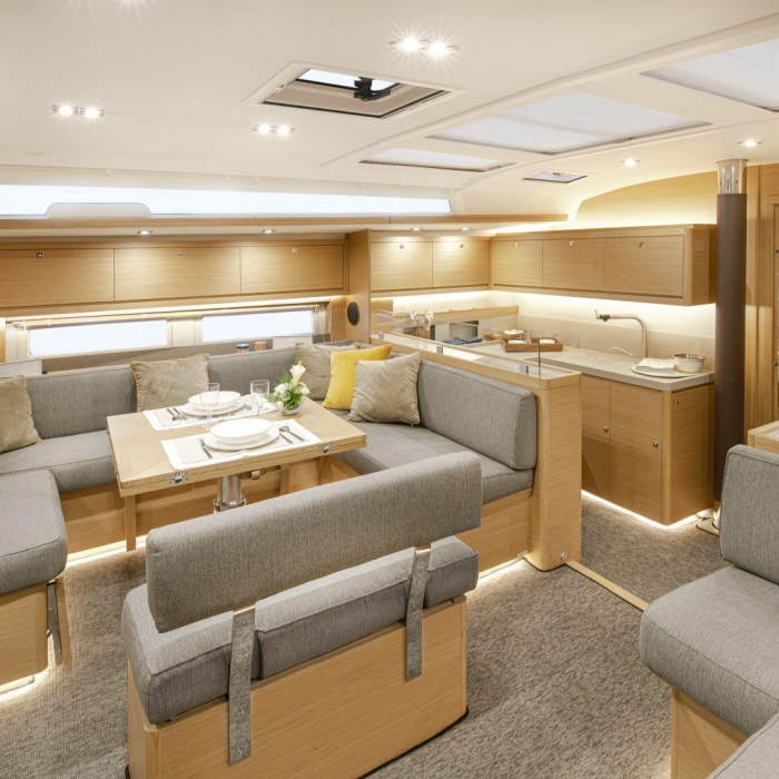 Edison | Dufour 530 Smart Electric 6 + 1 cab. photo 6