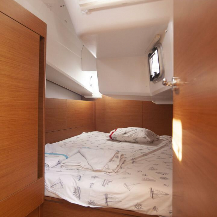 Sea Breeze | Sun Odyssey 410 photo 2
