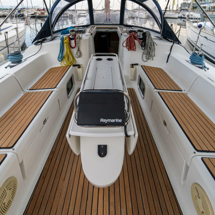 Tatanos | Sun Odyssey 43 photo 14