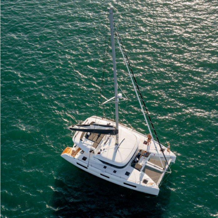 silver elli | Lagoon 46 photo 2