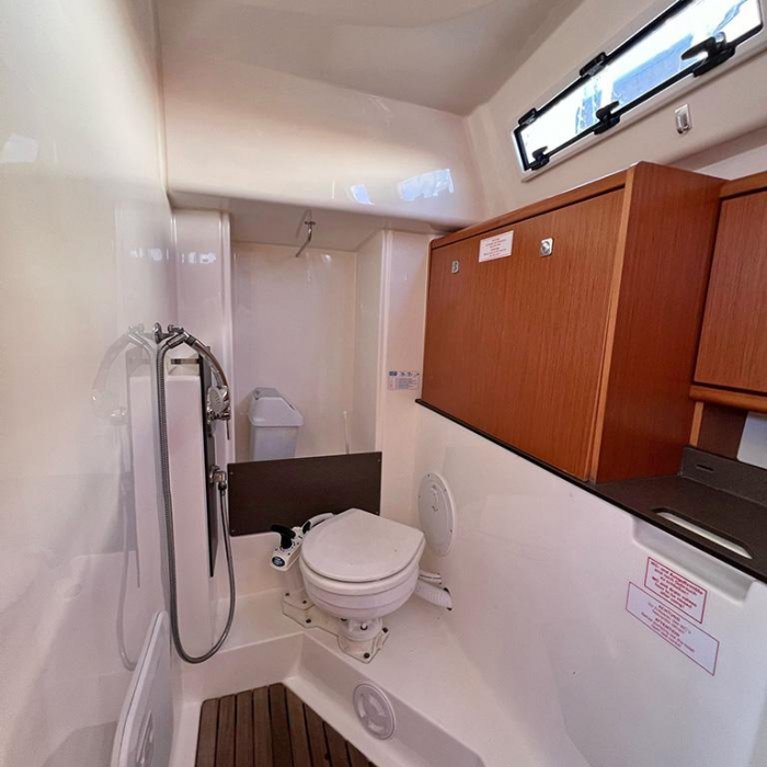 Pulenat | Bavaria Cruiser 33 photo 17