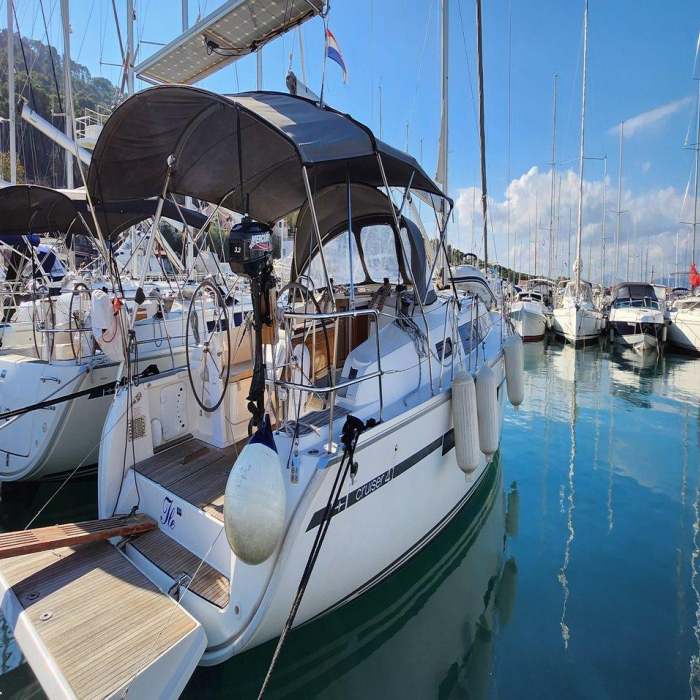Ile | Bavaria Cruiser 41 photo 2