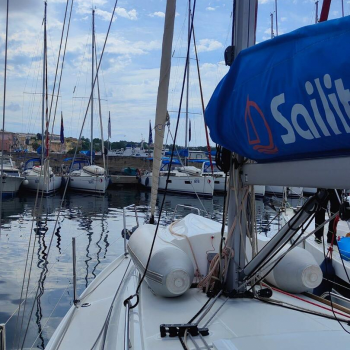 Amal | Oceanis 30.1 photo 3