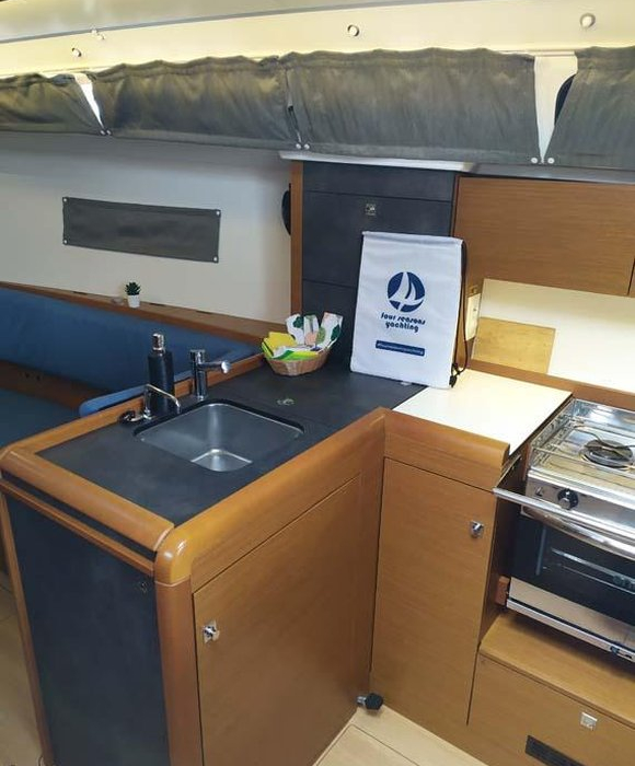 Sweet Elli | Sun Odyssey 349 photo 9