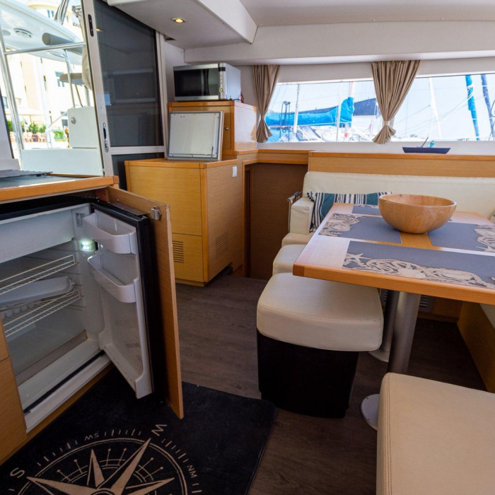 Astro | Lagoon 400 S2 photo 5