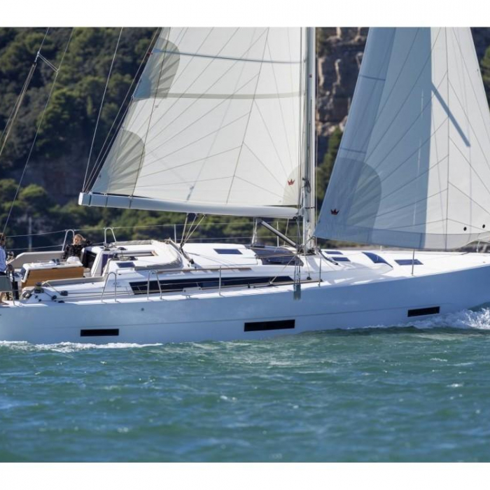 Victoria | Dufour 430 photo 1