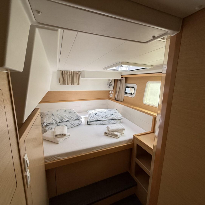 Cava | Lagoon 39 photo 1