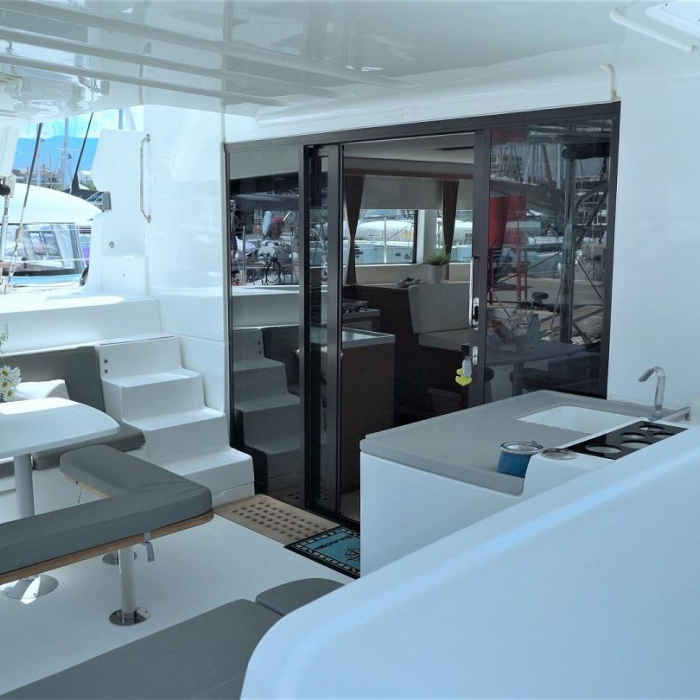 Aeolian Myth | Lagoon 50 photo 11