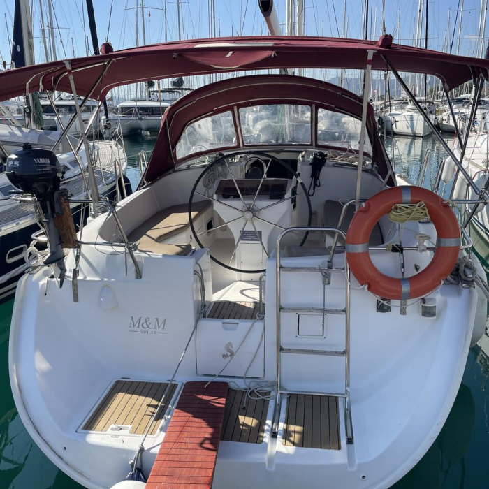 M&M | Oceanis 411 Celebration photo 8