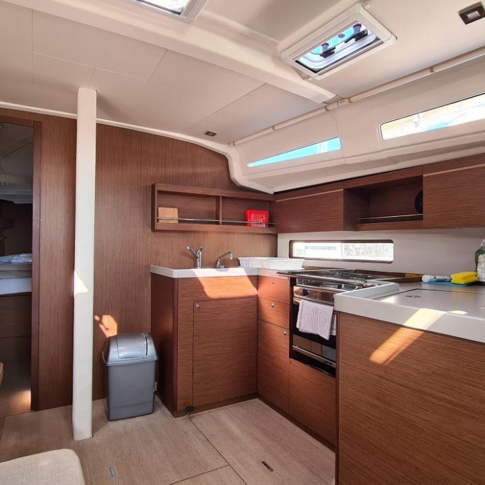 Nuvola | Oceanis 40.1 photo 10