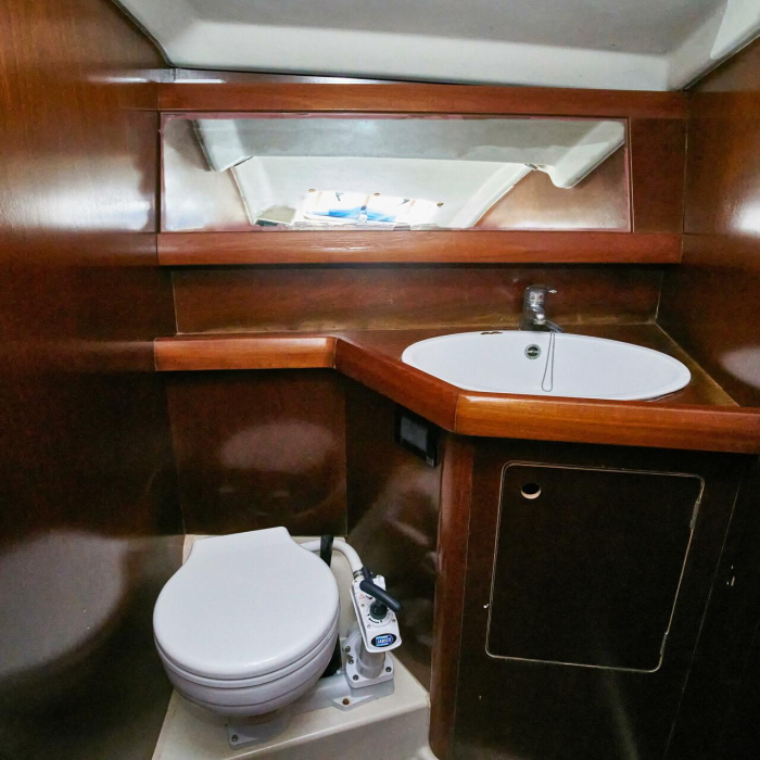 Blu Bite | Grand Soleil 43 photo 8