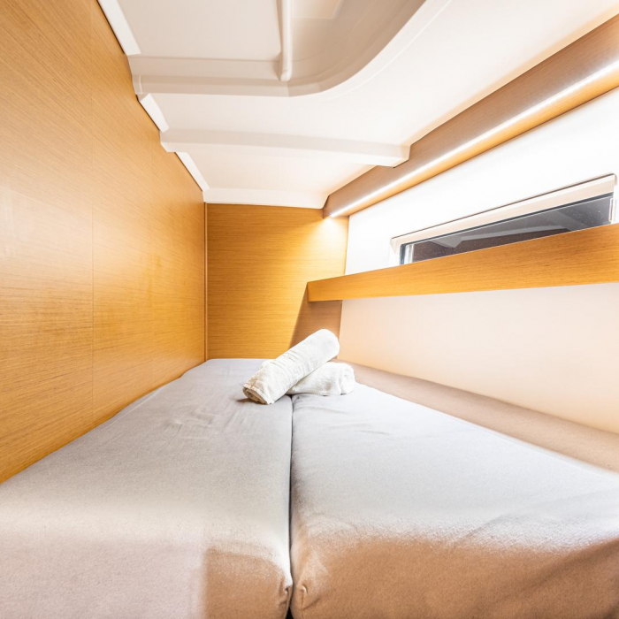 Soulmates | Sun Odyssey 440 photo 7