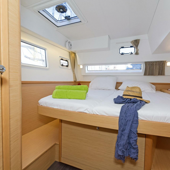 Breeze | Lagoon 42 A/C & GEN & WM photo 28