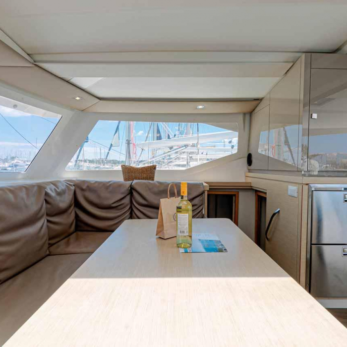 Servus | Fountaine Pajot LUCIA 40 photo 11