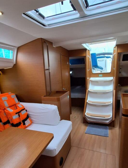 Soyka | Sun Odyssey 440 photo 7