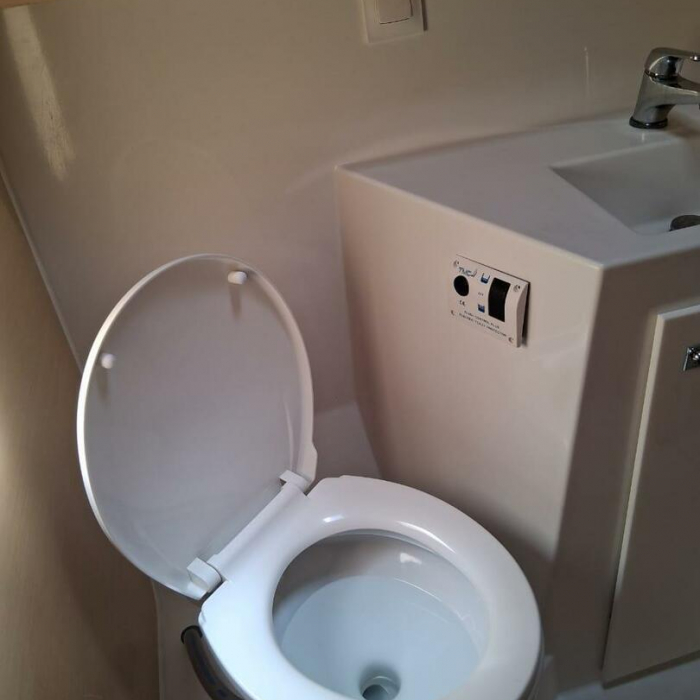 Martine | Lagoon 42 photo 21