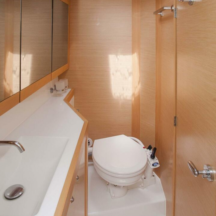 U2 | Lagoon 39 photo 18