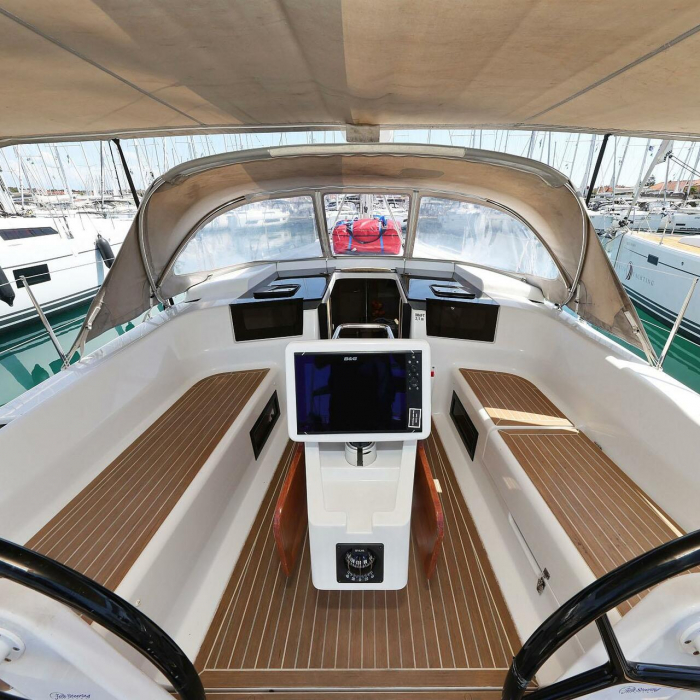 Brukus | Hanse 388 photo 24
