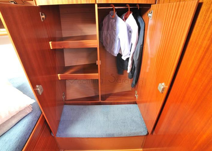 Tommy | Bavaria 38 photo 29